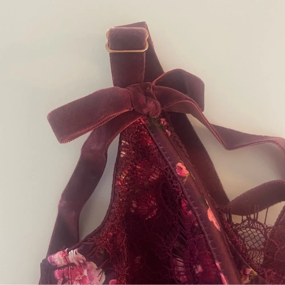 New! Victorias Secret TikTok floral corset bustier bra 22836